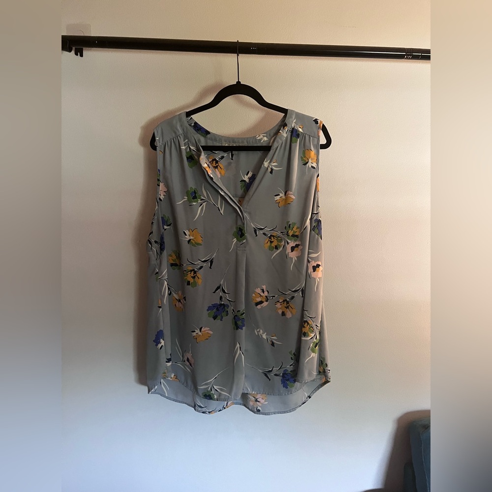 Daniel Rainn Floral Sleeveless Blouse – Size 2X (Stitch Fix 2023)